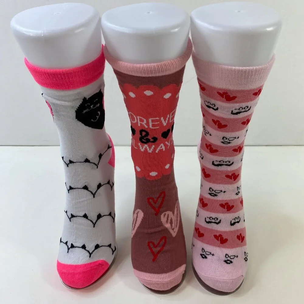 3-Pack Womens Valentines Themed Cat & Heart Design Novelty Socks